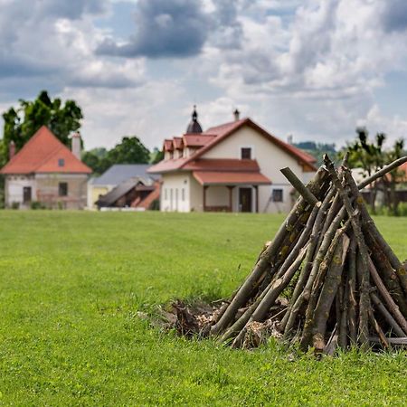 Villa Lypche Bešeňová Eksteriør bilde