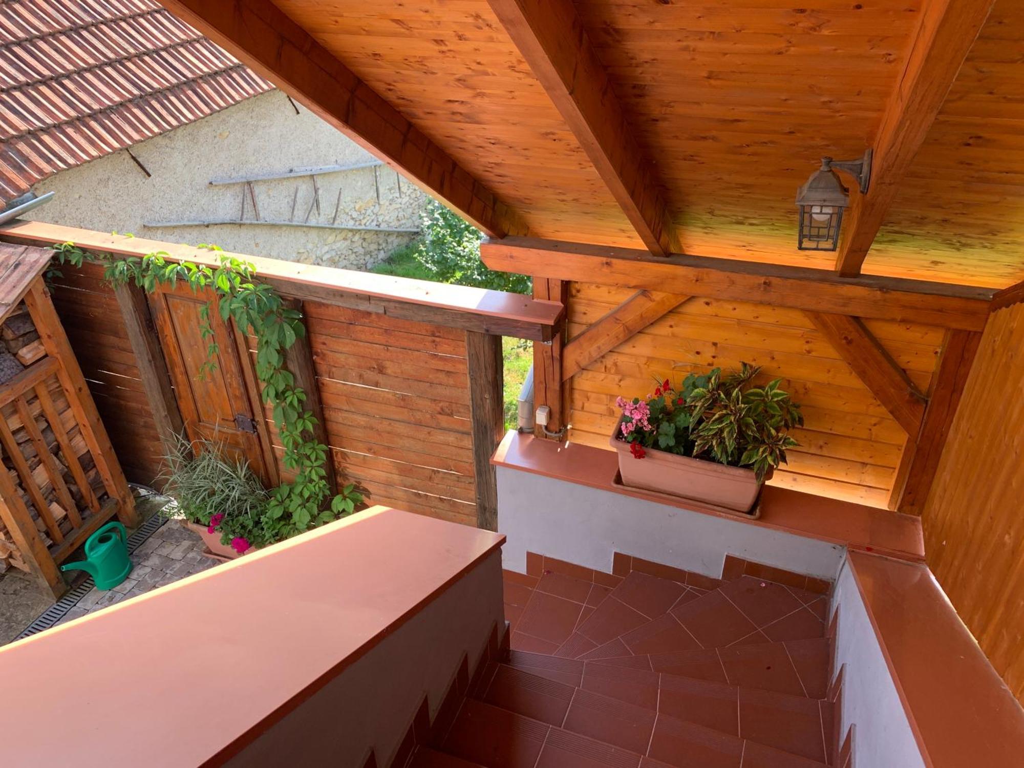Villa Lypche Bešeňová Eksteriør bilde
