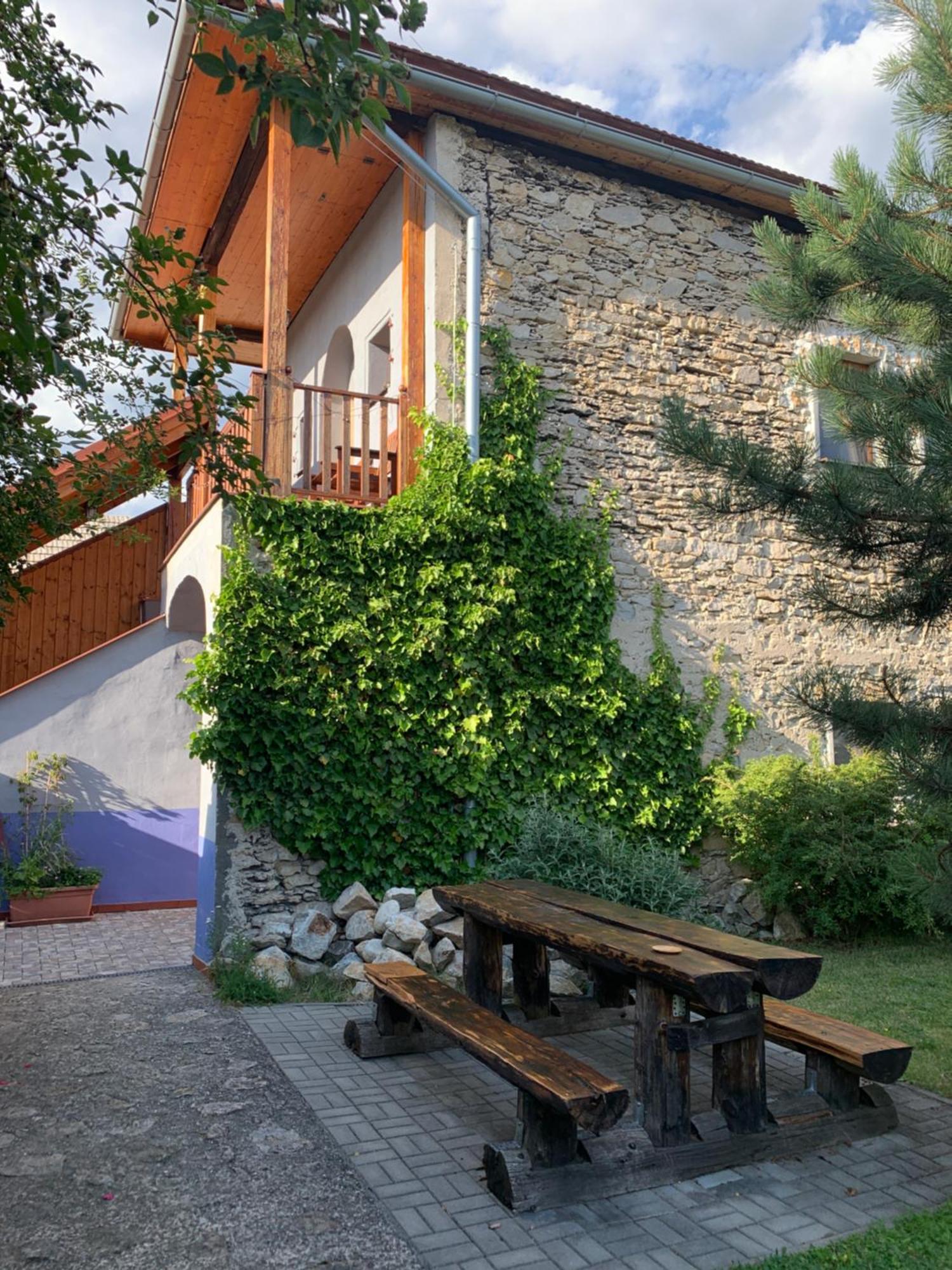 Villa Lypche Bešeňová Eksteriør bilde
