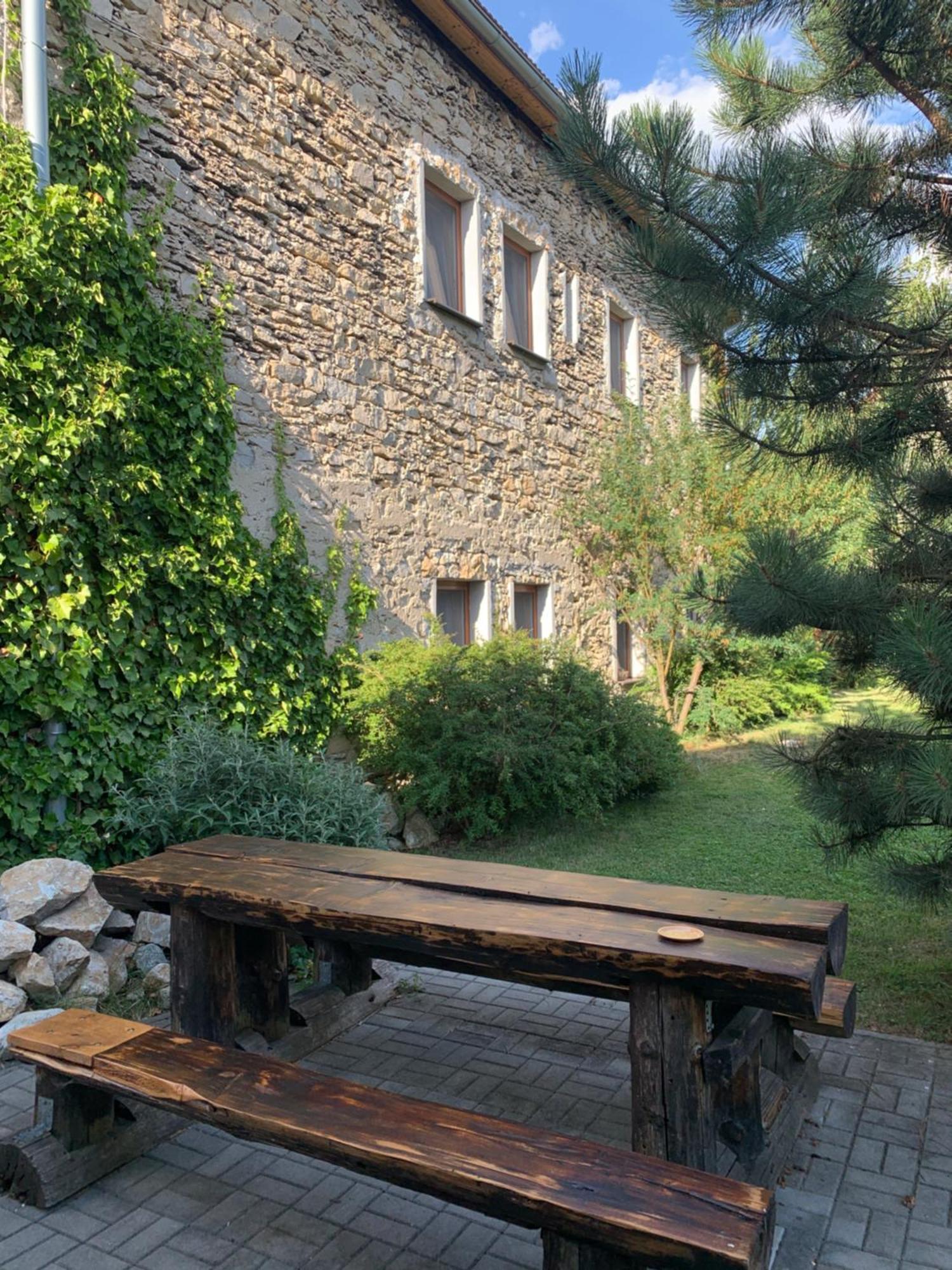 Villa Lypche Bešeňová Eksteriør bilde