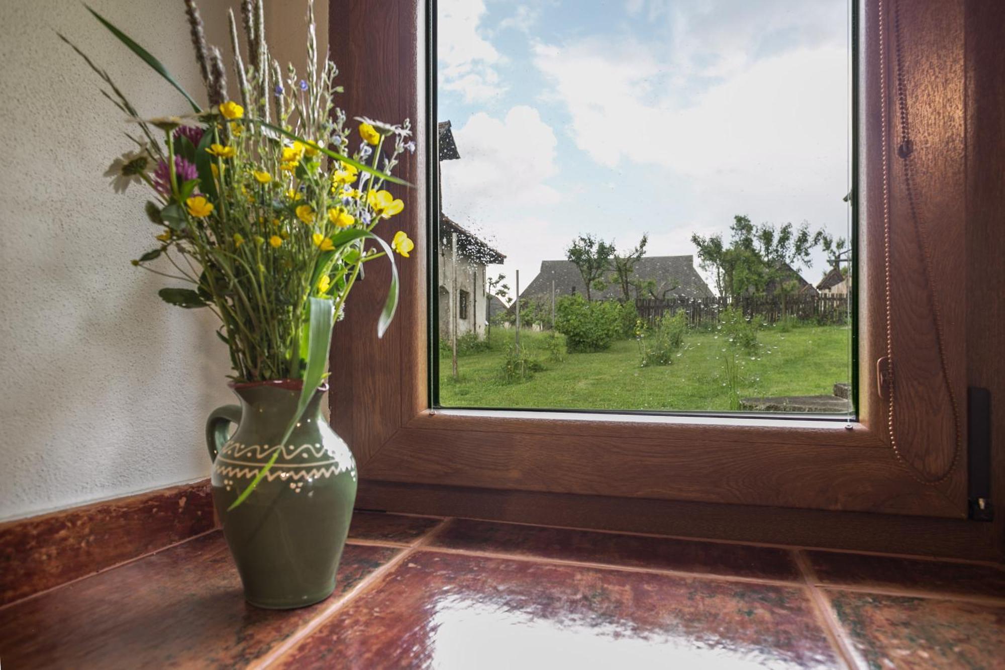 Villa Lypche Bešeňová Eksteriør bilde